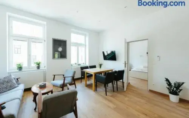 The newPAST Apartment