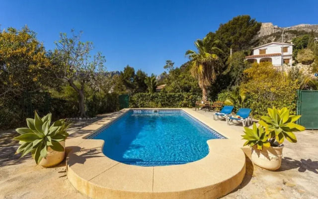 Casa con piscina privada - ESTACION1901