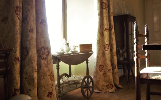Plas Newydd Farm