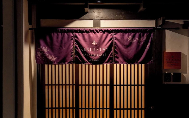 Resi Stay Palace Gate