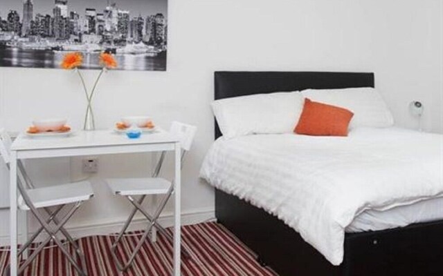 Brownhill House Apartments