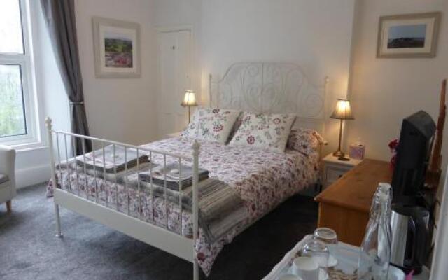 Cookshayes Country Guest House