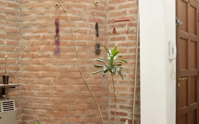 Charming Apt! Like Home