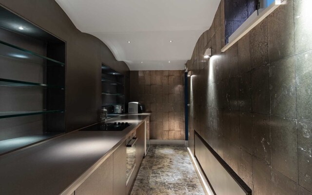 2 Luxe BDR Hans Place by The Residences