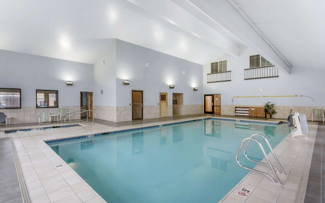 Best Western Plus Grant Creek Inn