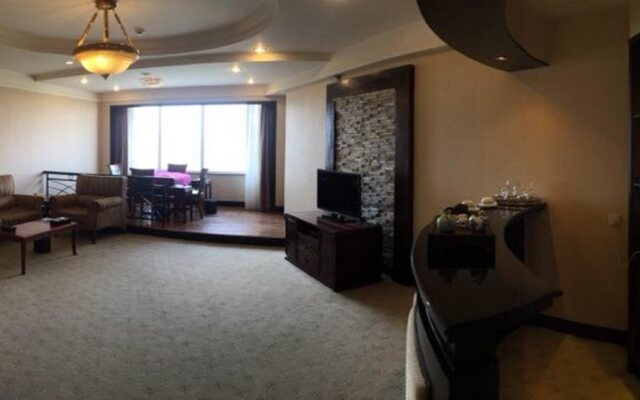Fangzhong Holiday Hotel