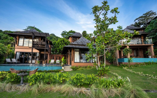 Nirvana  Beach Resort