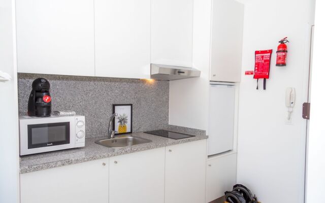 Liiiving in Porto Boavista Delight Studio