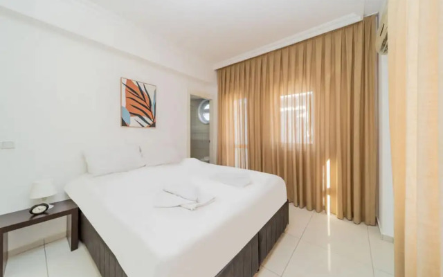 Vibrant Flat with Shared Pool in Belek