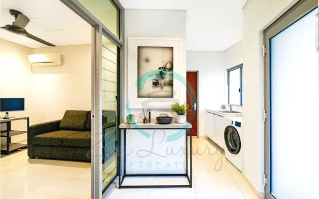 ZEN ARCTIC LUXURY 2-STORY House & Pool