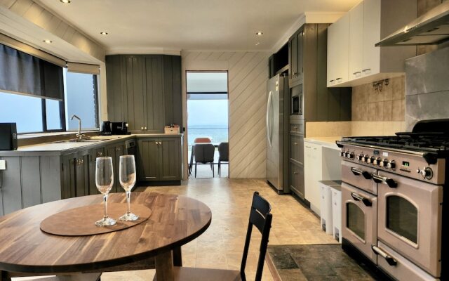 Arthurs Holiday Villa