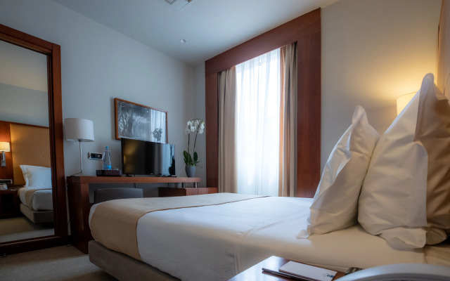 Dom Carlos Liberty Hotel