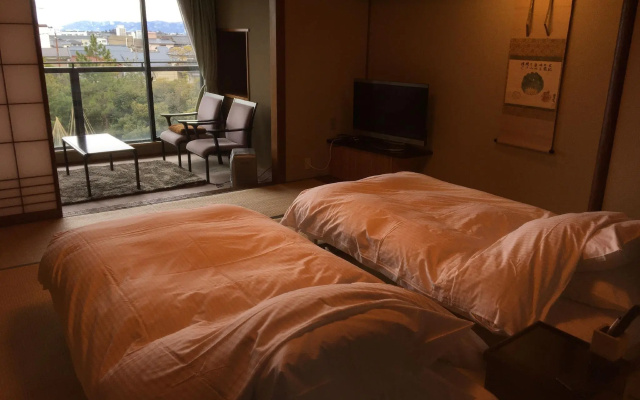 Hotel Yagi – Guest Rooms – Awara