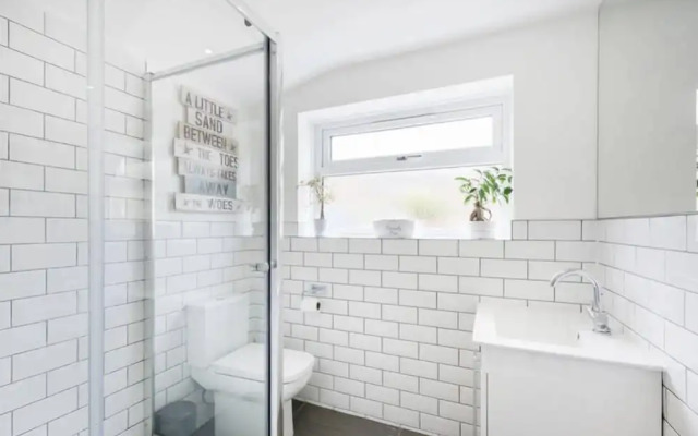 Cambridge House Luton - Inhabit Short Stays