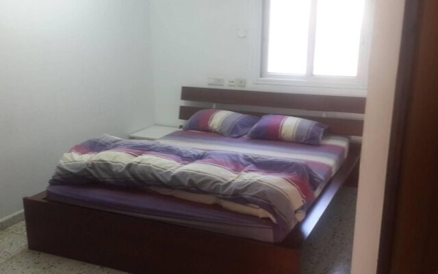 Al Yakhour Hostel
