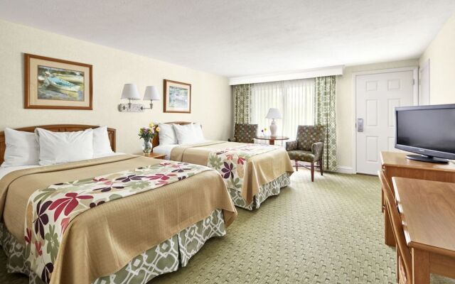 Ogunquit - The Milestone