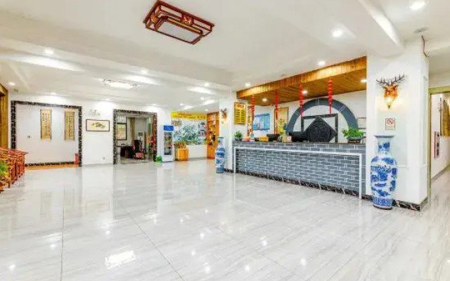 Lingtoubing Guesthouse