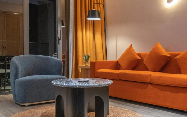 The House Hotel Al Khiran