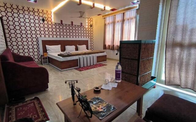 Spot On Pachmarhi Hills