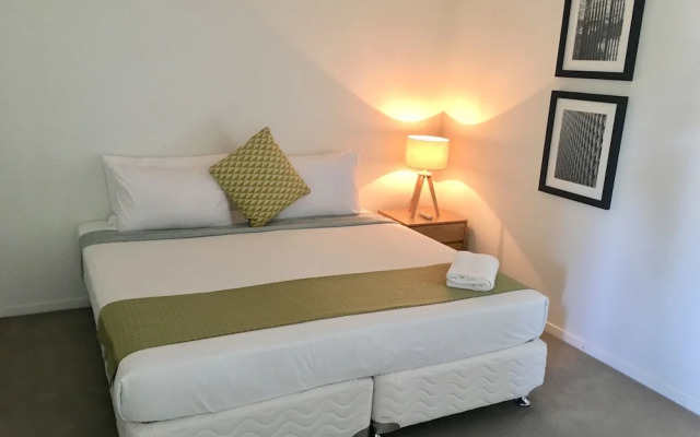 Mowbray East Apartments
