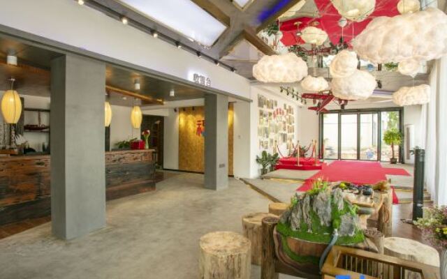Yintan No.3 Hotel (Beihai Yintan Qiaogang Branch)