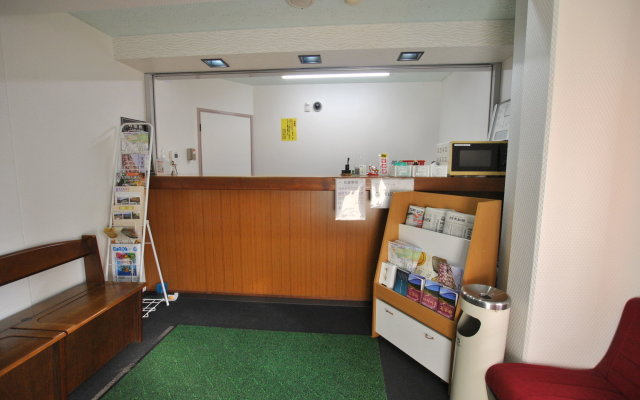 Futsukaichi Green Hotel