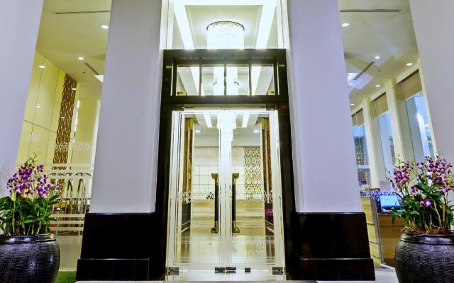 Grande Centre Point Ploenchit Hotel