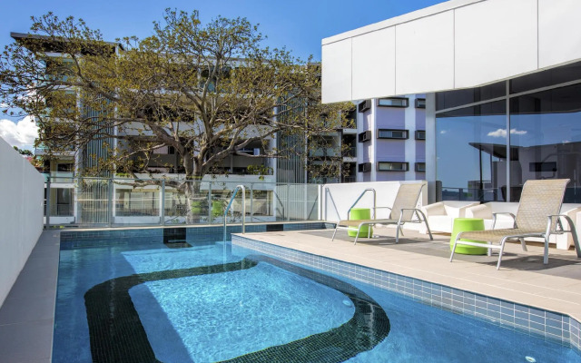 Code Apartments