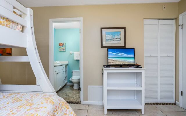 Palm Bay Club - Bayside