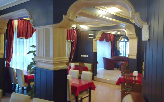 Mevlana Otel