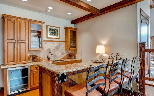 White Cloud Home #487