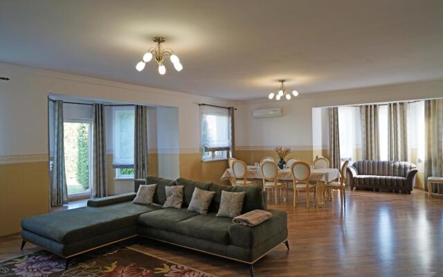 Дом на Славянской