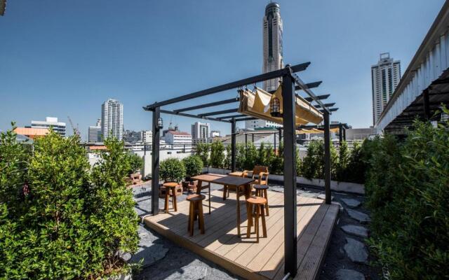 Theme Boutique Hotel