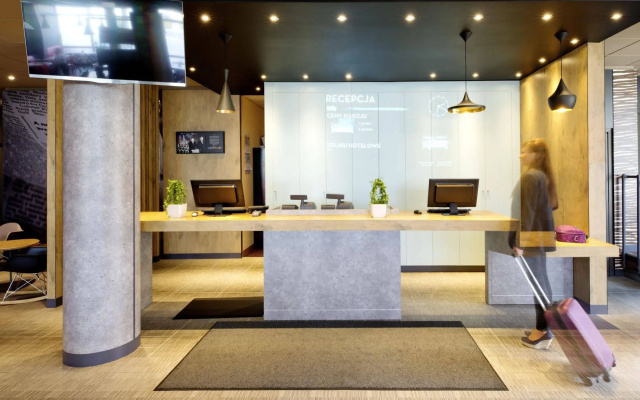 ibis Warszawa Ostrobramska