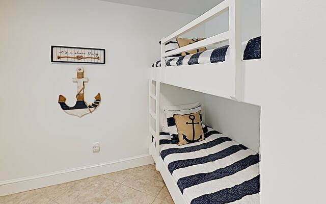 Crystal Dunes by Southern Vacation Rentals