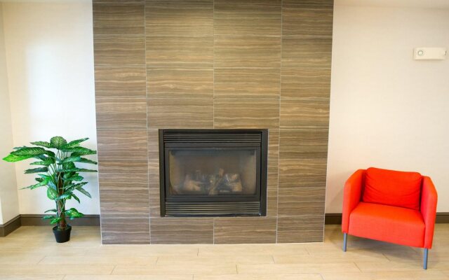 Holiday Inn Express Hotel & Suites Chanhassen by IHG
