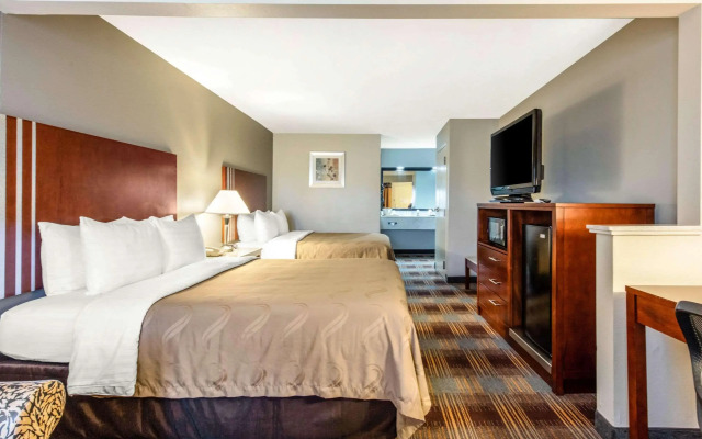 Quality Inn Airport I-240