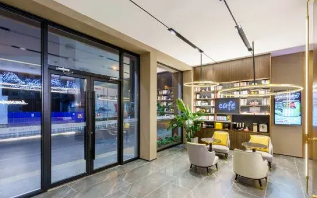 Homeinn Plus Hotel (Dalian Lvshun Dashang New Mart)