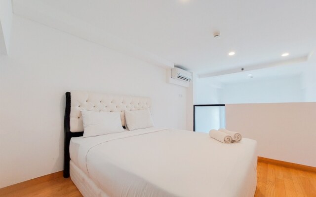 Modern And Comfort Look Studio Kingland Avenue Apartment