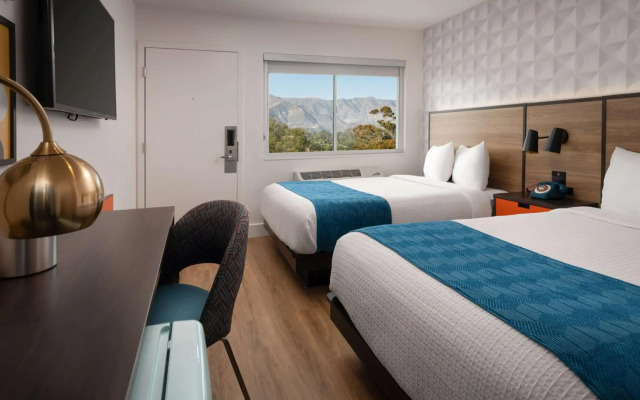 Motel 6 Santa Barbara, CA - Beach