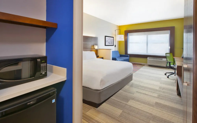 Holiday Inn Express South Hill