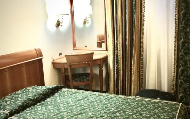 Champagne Palace Hotel