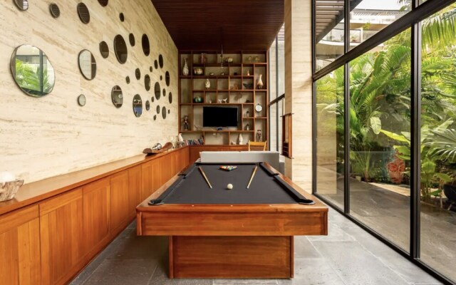 Condo Anahuac - Luxury At AWA Residences