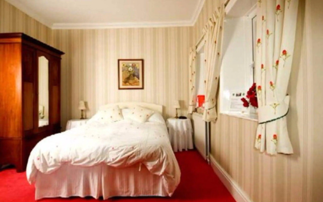 Dowfold House Bed & Breakfast