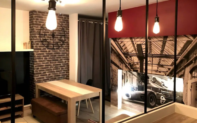 Downtown Living With a View, Ideal for 4