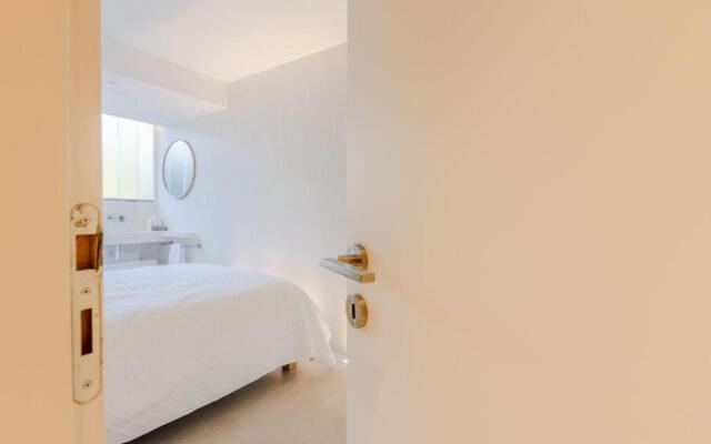 SERRENDY Splendid 3-bedroom apartment within an upscale