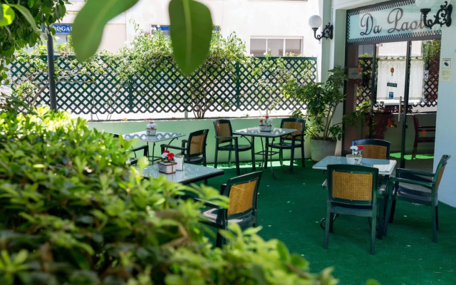 Ona Marbella Inn