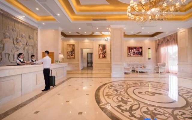 Vienna Hotel (Shaoyang High Speed Railway Station) – People – Shaoyang
