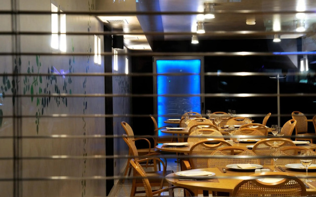 Maniatis Hotel