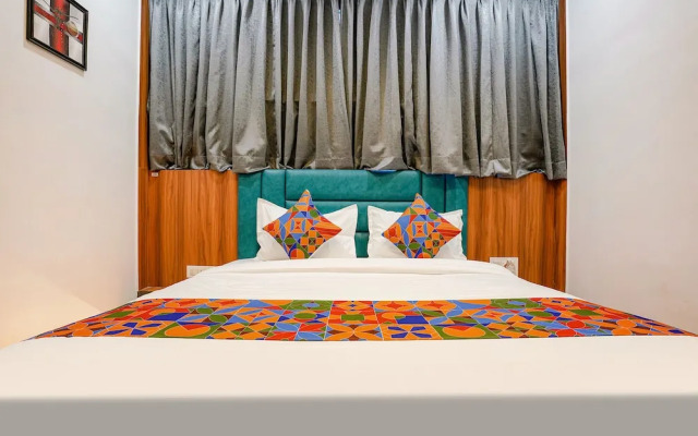 Fabhotel Max
